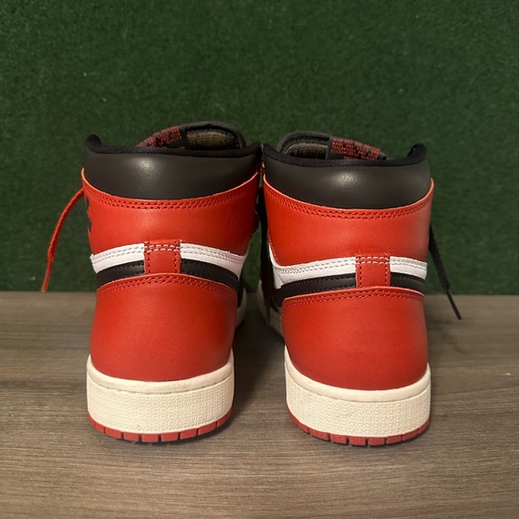 Jordan 1 Retro High ‘Black Toe Reimagined’ Size 8.5 - Picture 2 of 12